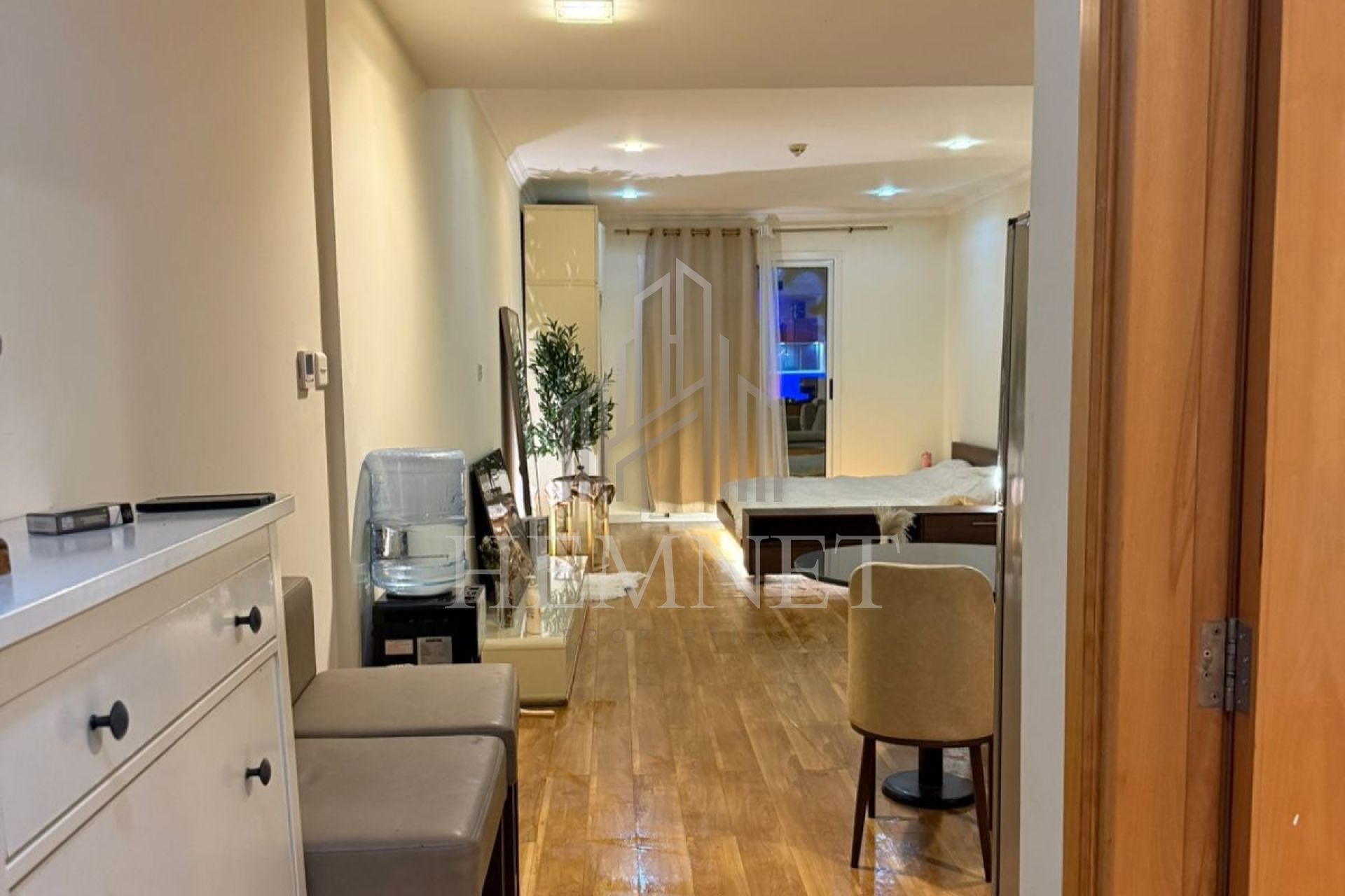 Vacant on Transfer | Large Terrace | Big Interior - Image 2