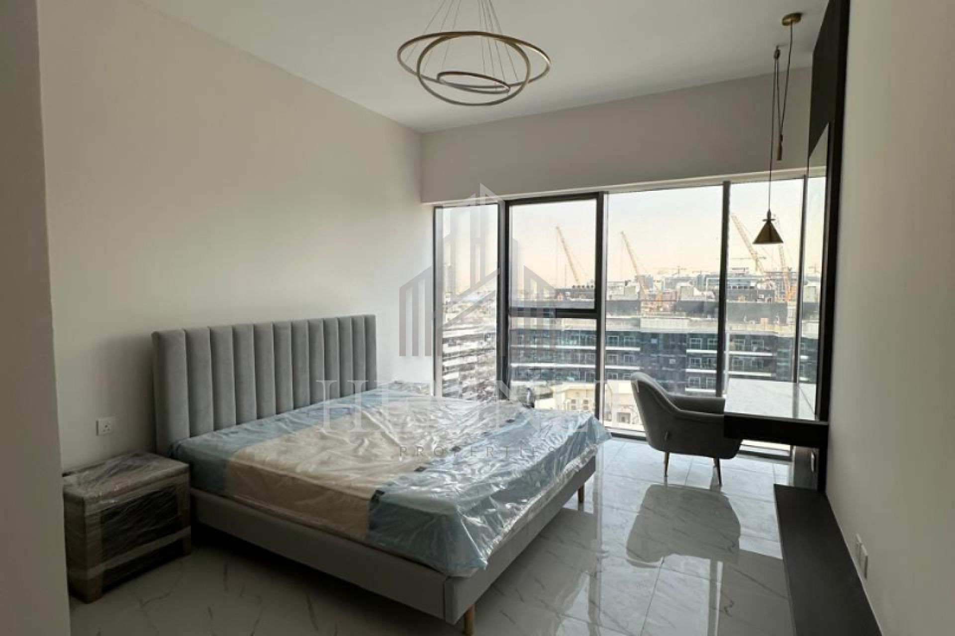 Fully Furnished | High Floor | Brand New - Image 3