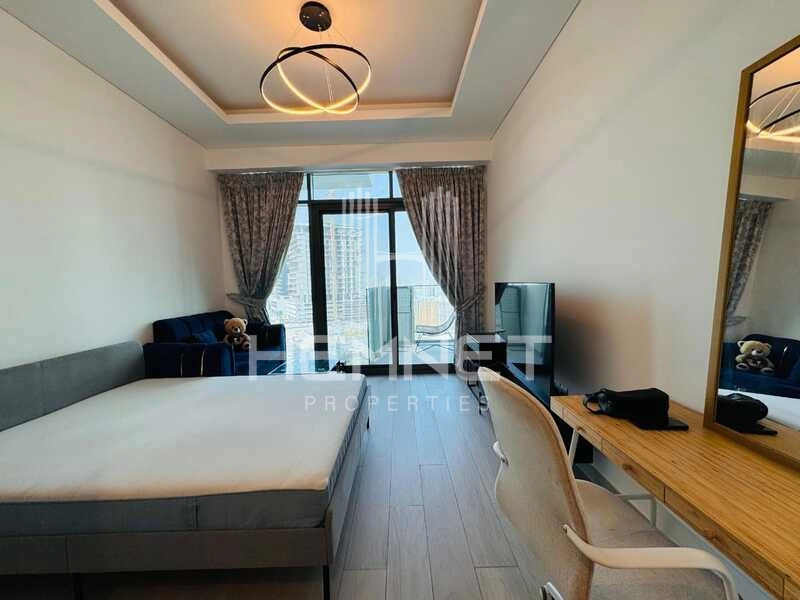 Fully Furnished |Pool View | Ready to Move-In|