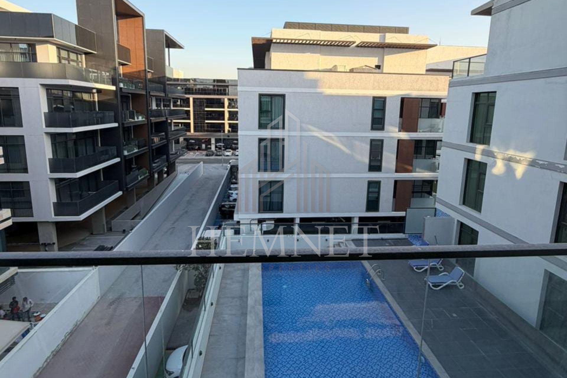 Fully Furnished | Luxury Apt | Prime Location - Image 2