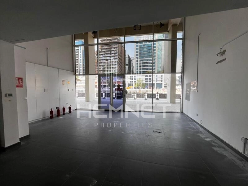 Retail Ready | Prime Location| Whole Shop - Image 2