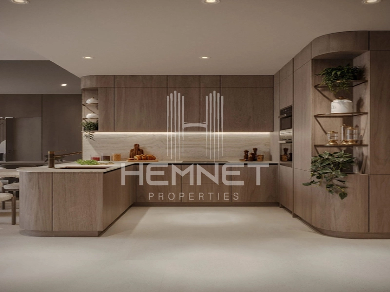 Genuine Resale| Great Investment | Modern Layout