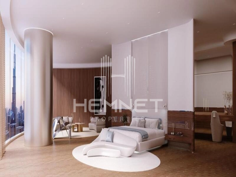 Exclusive Deal | Top Luxury | Genuine Resale - Image 3