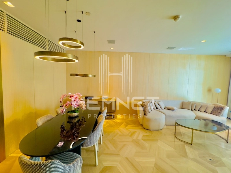 Luxurious Unit | Fully Furnished and Upgraded