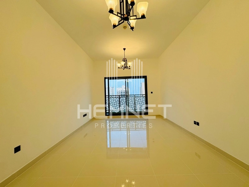 BURJ KHALIFA VIEW | SPACIOUS 1BR WITH BALCONY |