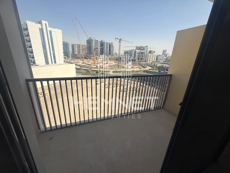 Ready | Resale | Pre-HO Price | Mortgage Possible - Image 3