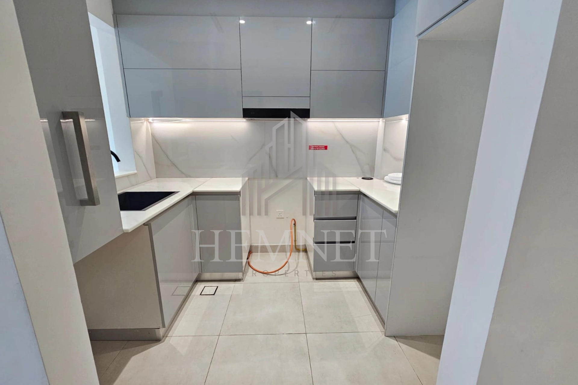 Bright & Spacious |Modern Smart Home|Unfurnished - Image 3