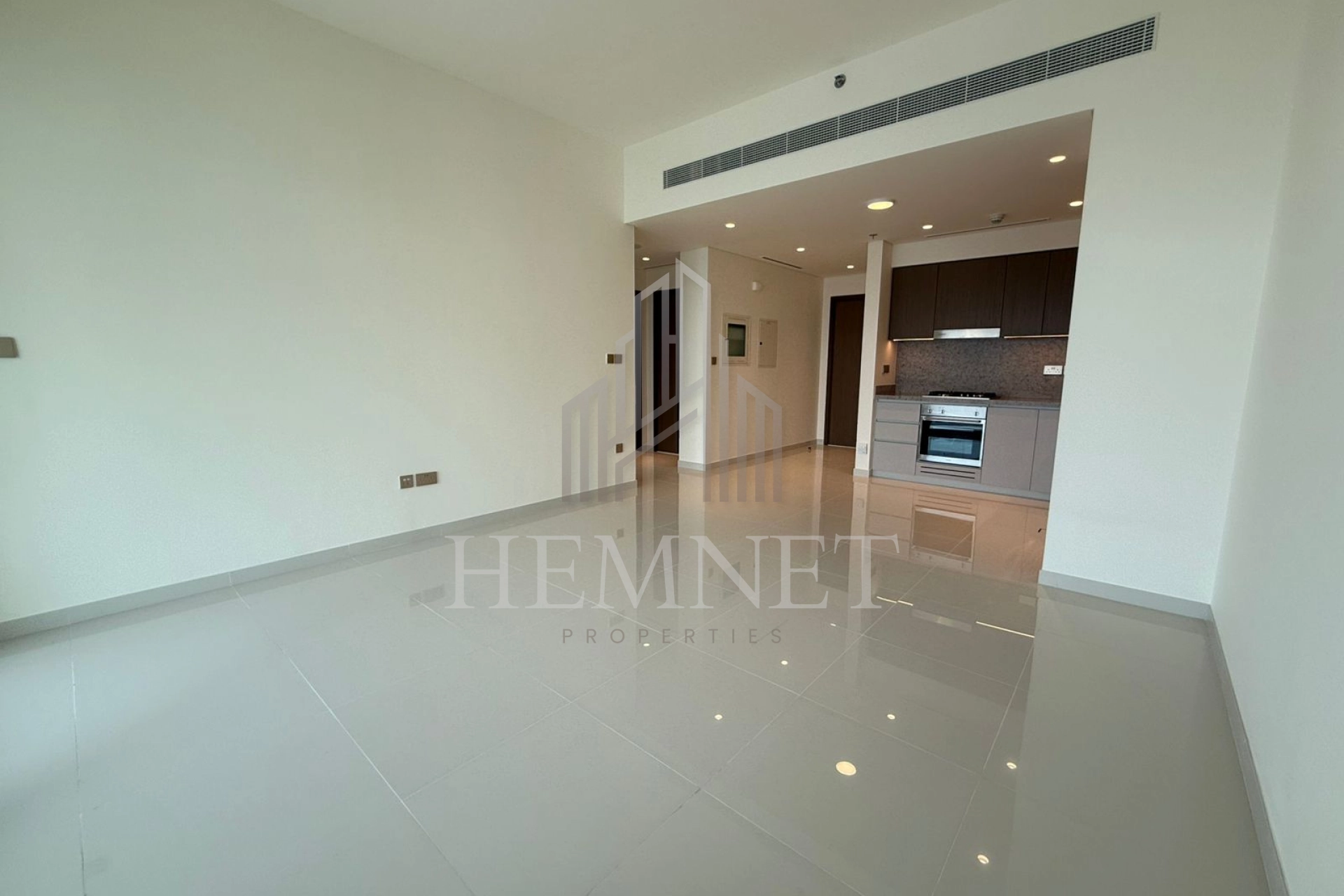 Elegant | Palm-Marina Skyline View|High Floor - Image 3