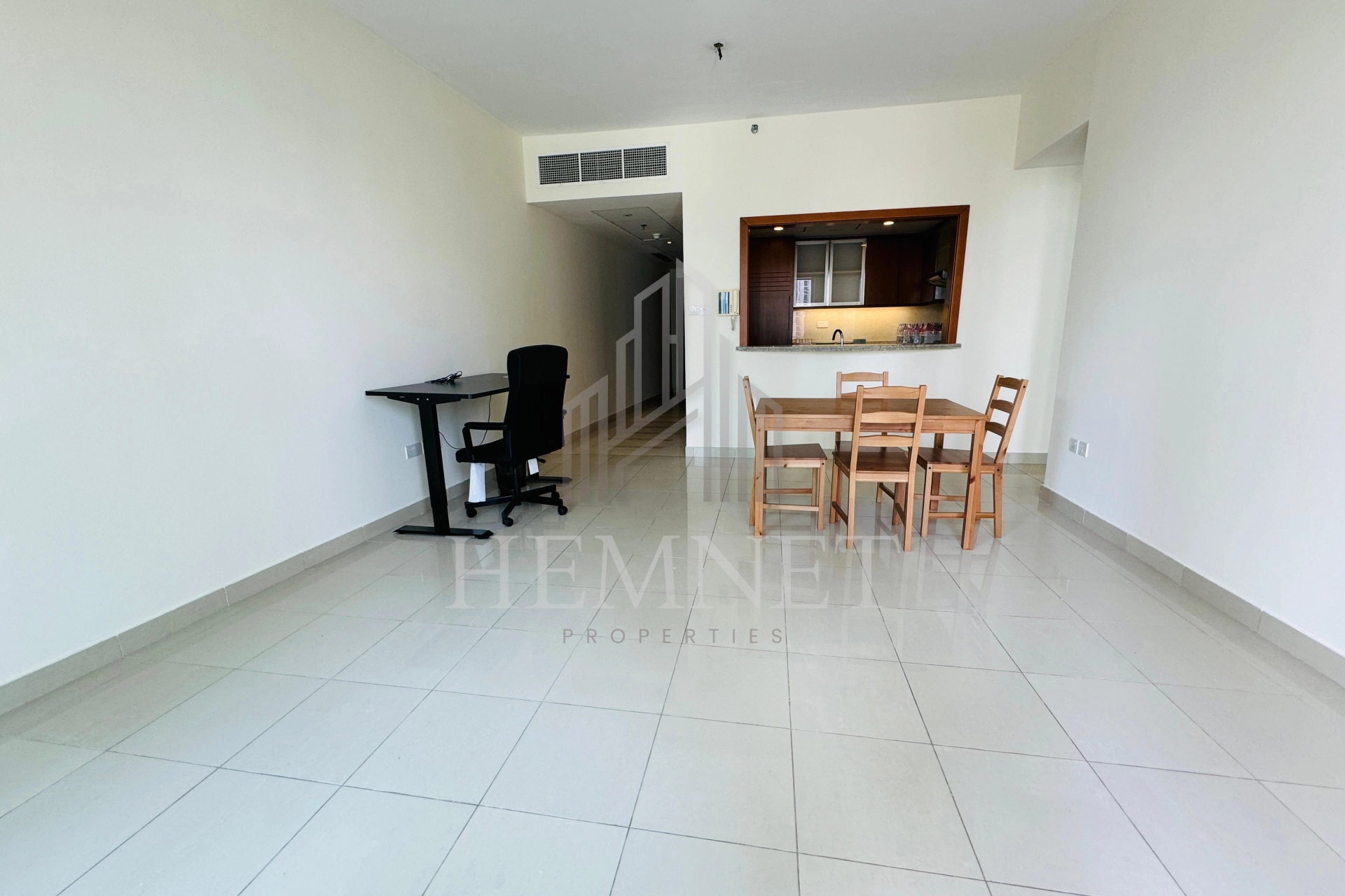 Vacant | Well Maintained | Flexible Payments - Image 2