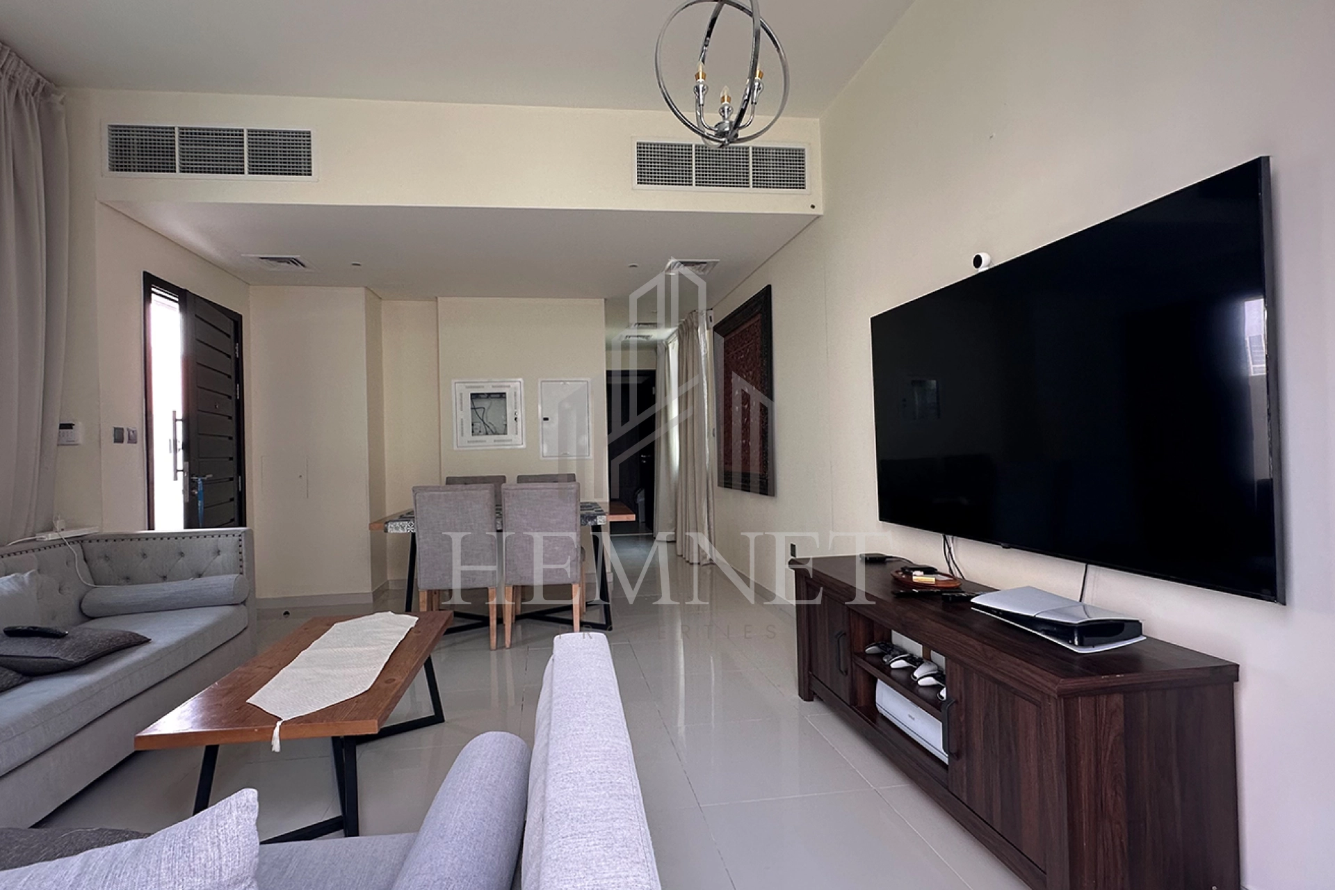 Single Row | Genuine Resale | Standalone - Image 2