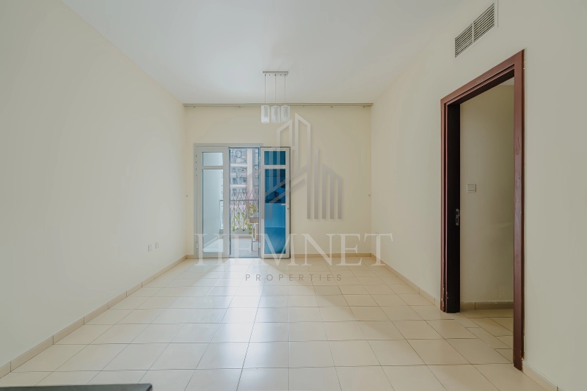 Upgraded Apartment | Ready to move in | Unfurnished - Image 2