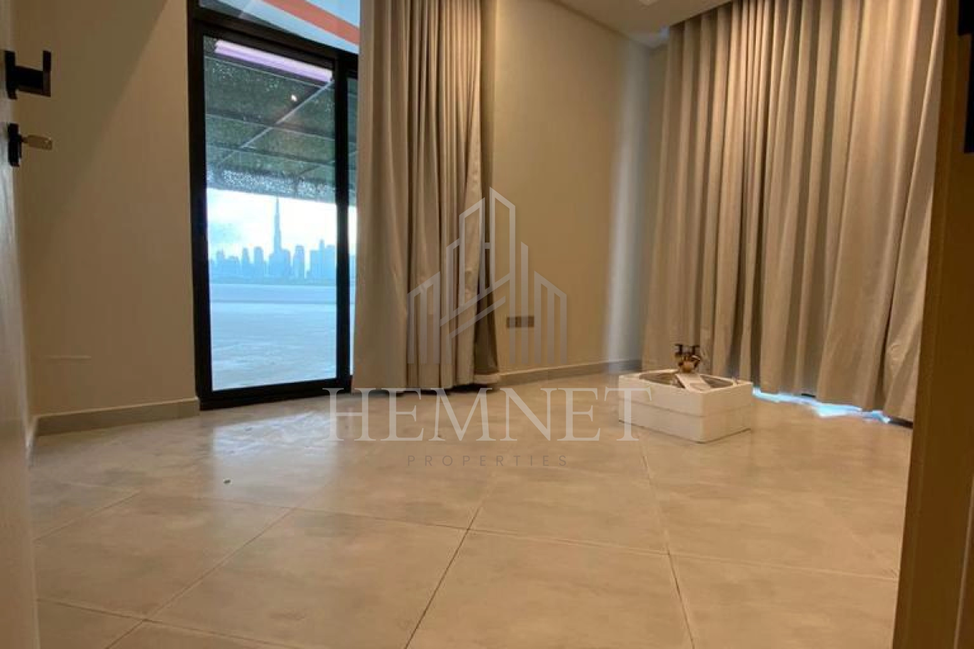 2,000sqft terrace | Genuine Resale | Vacant