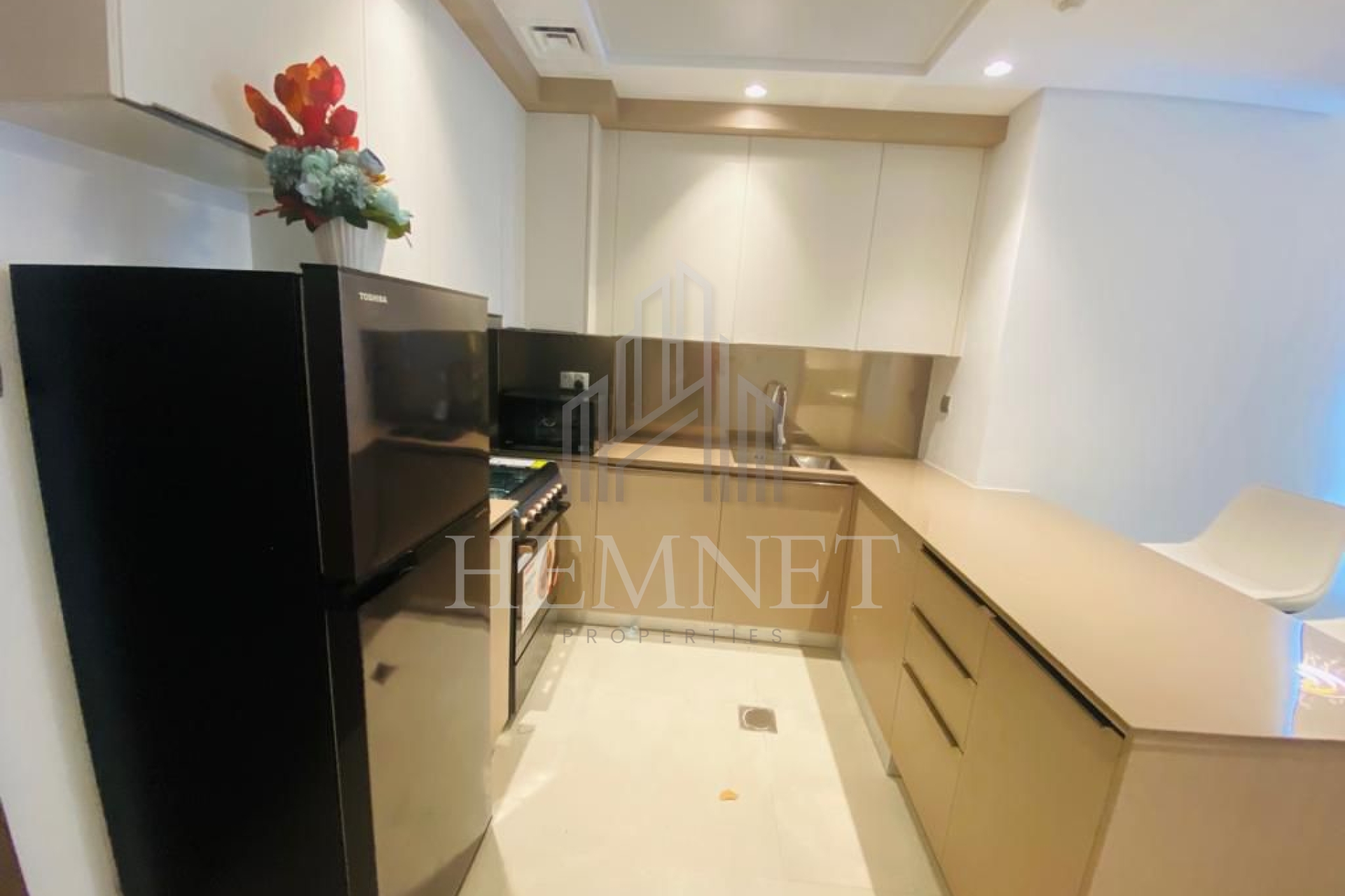 Fully Furnished | Modern Unit | Ready to move in - Image 3