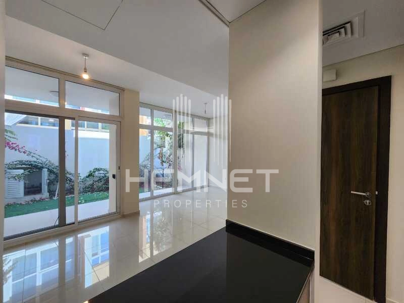 Back-to-Back | Tenanted | Spacious 3BHK Townhouse - Image 3