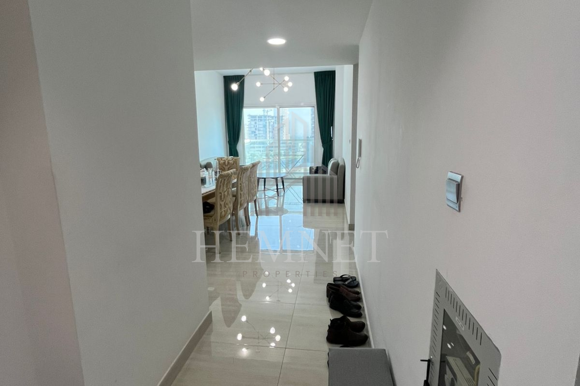 Fully Furnished |Spacious Layout |Multiple Payment - Image 3