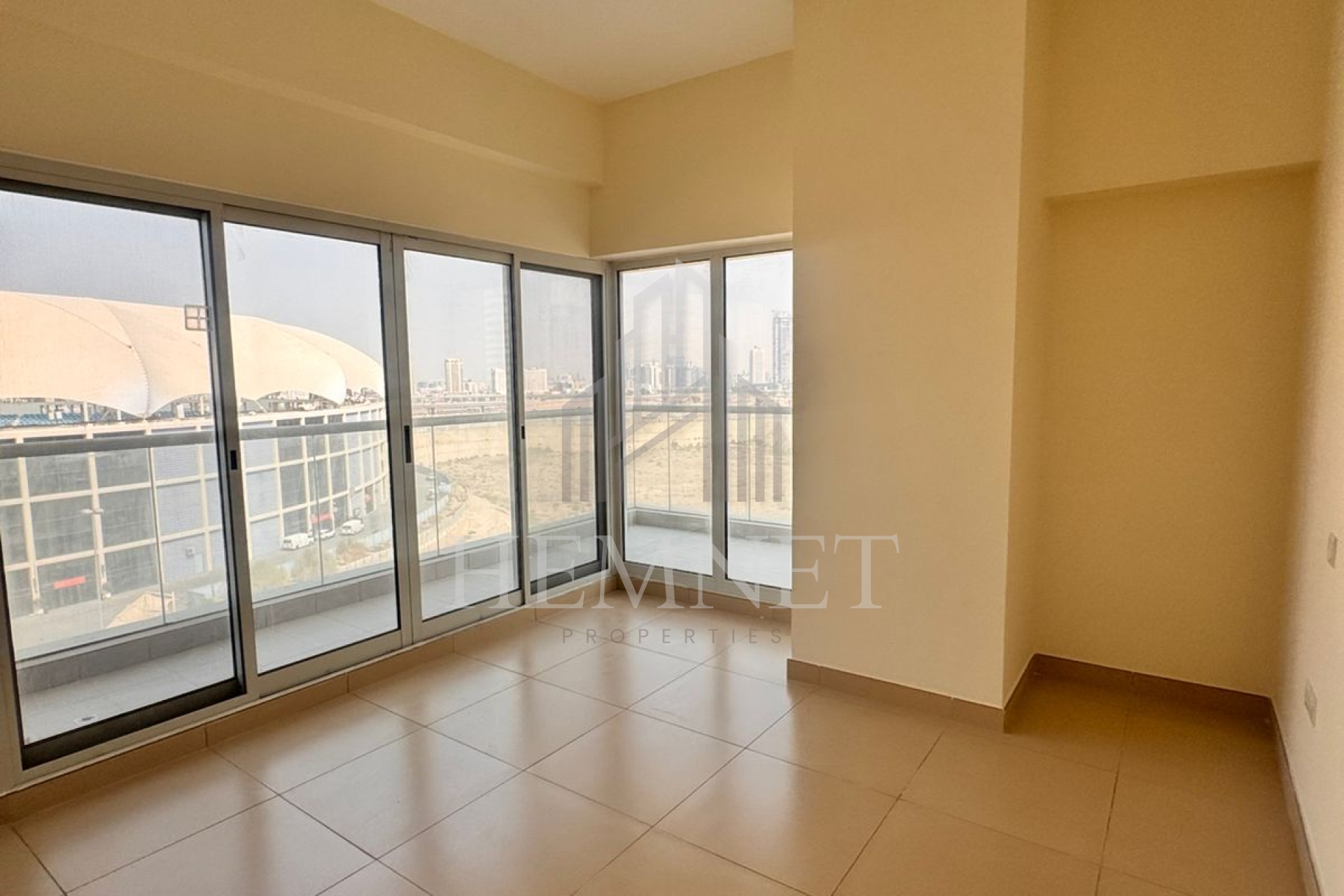 Unfurnished  | Chiller Free |Multiple Payments - Image 2