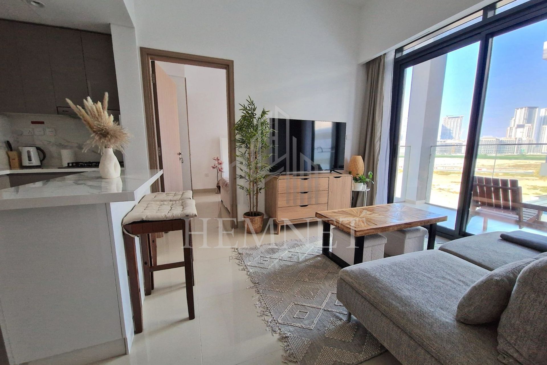 2BHK | Fully Furnished | Vacant | Meydan Road View
