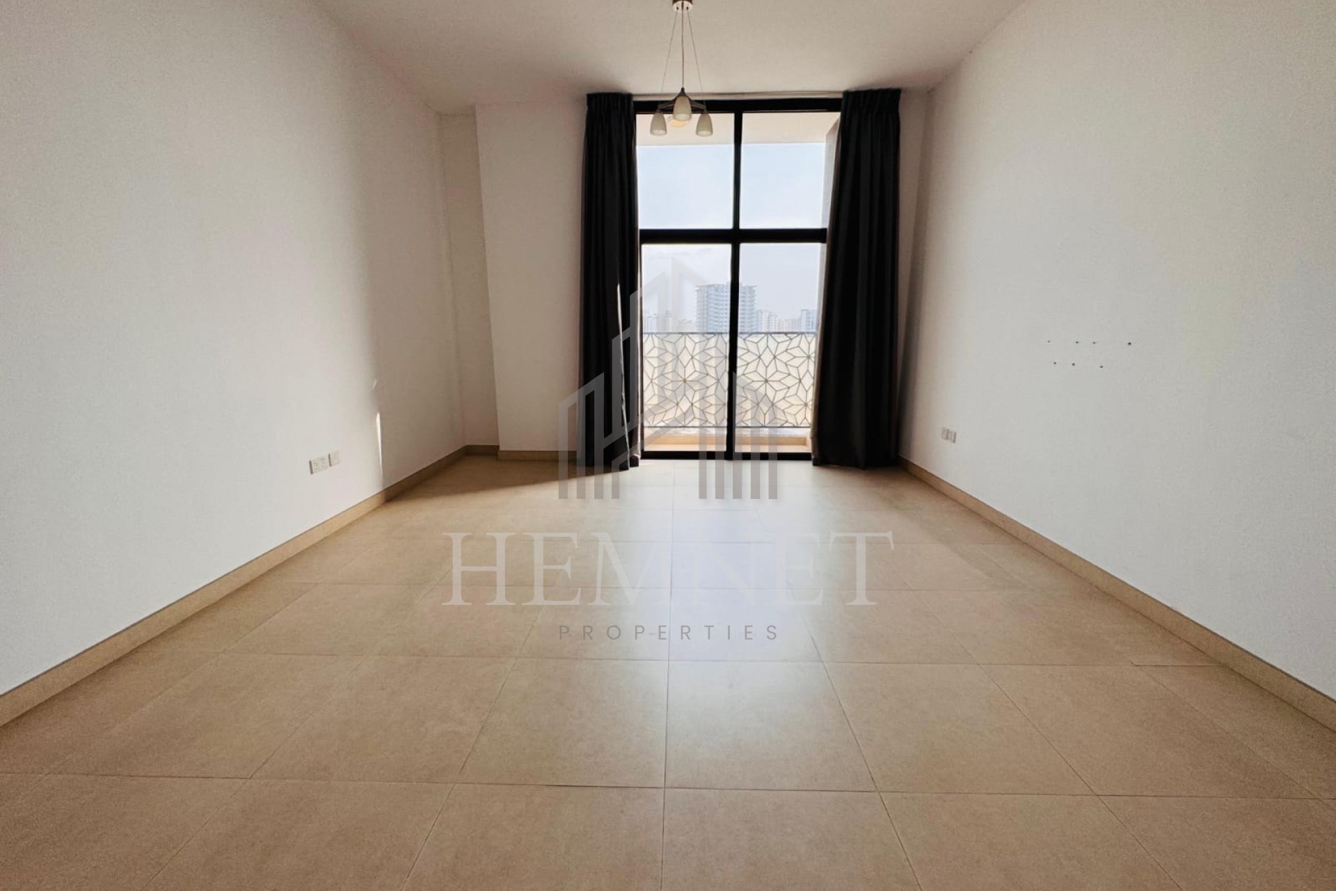 Rented | Waterfront | Luxury Finished - Image 3