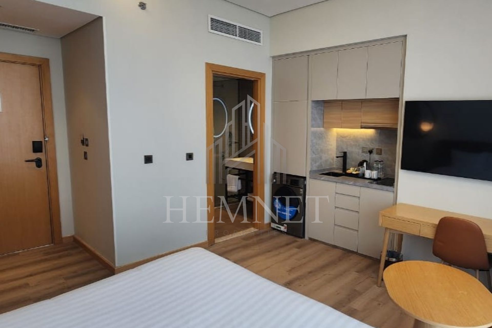 Hotel Managed | 6% NET ROI Guaranteed | Corner