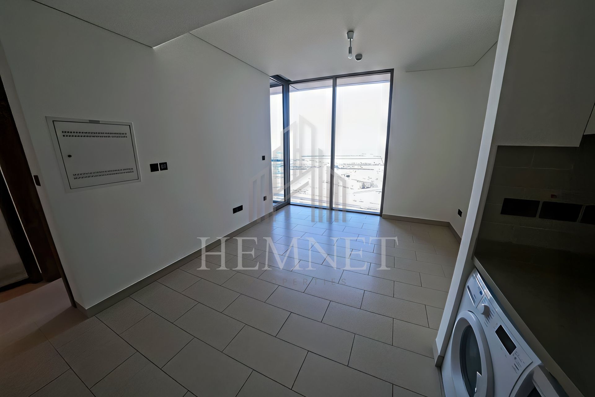 Modern 1BR | Burj Khalifa View | Genuine Resale