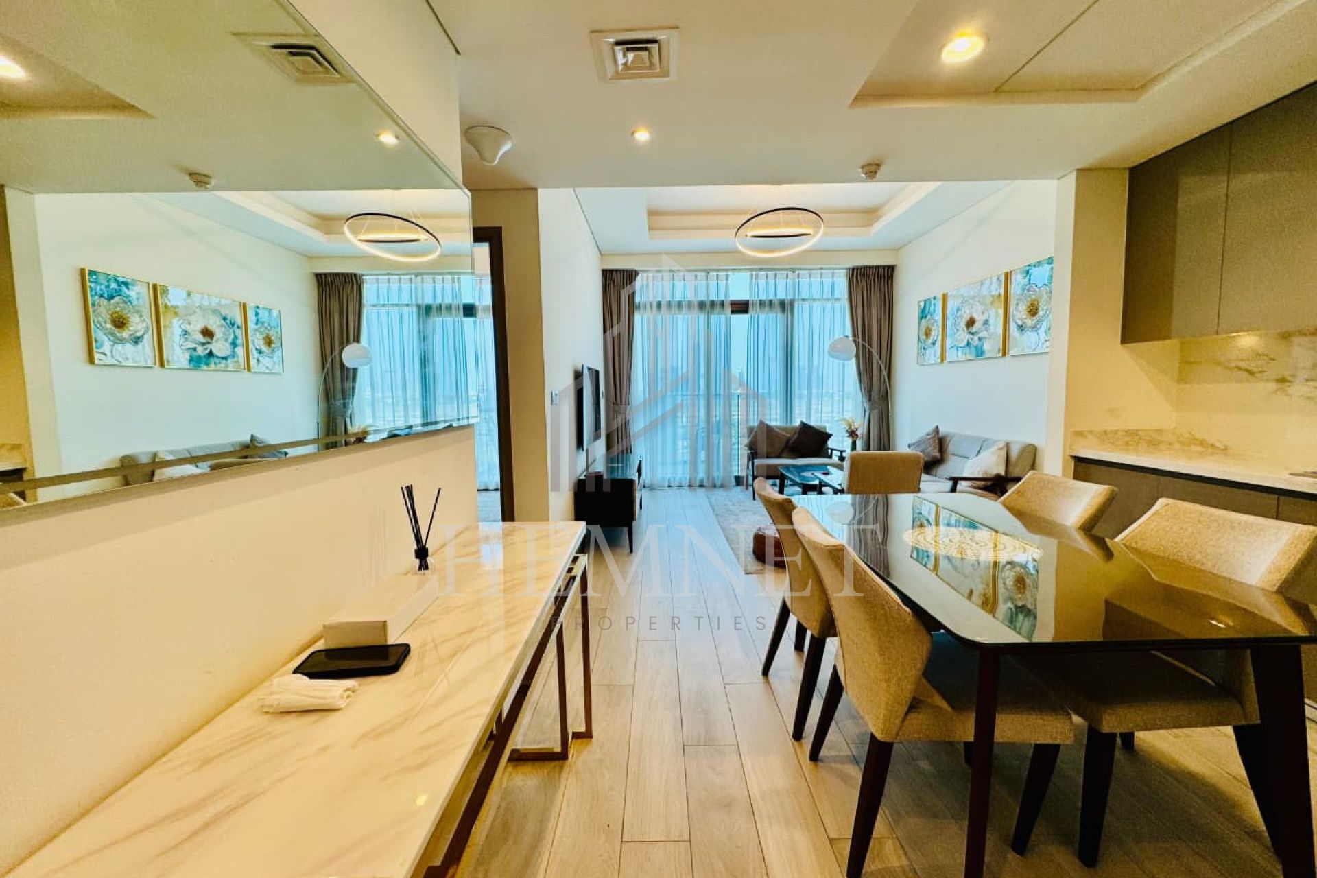 Vacant | Burj Khalifa View | Fully Furnished - Image 2