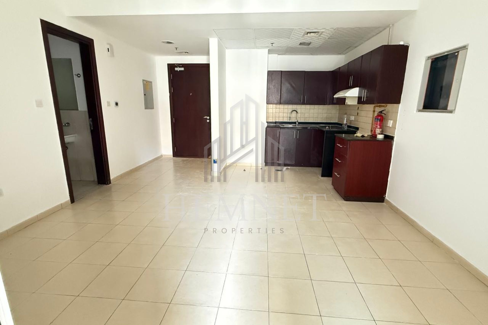 Unfurnished | Multiple Payments | Vacant - Image 3