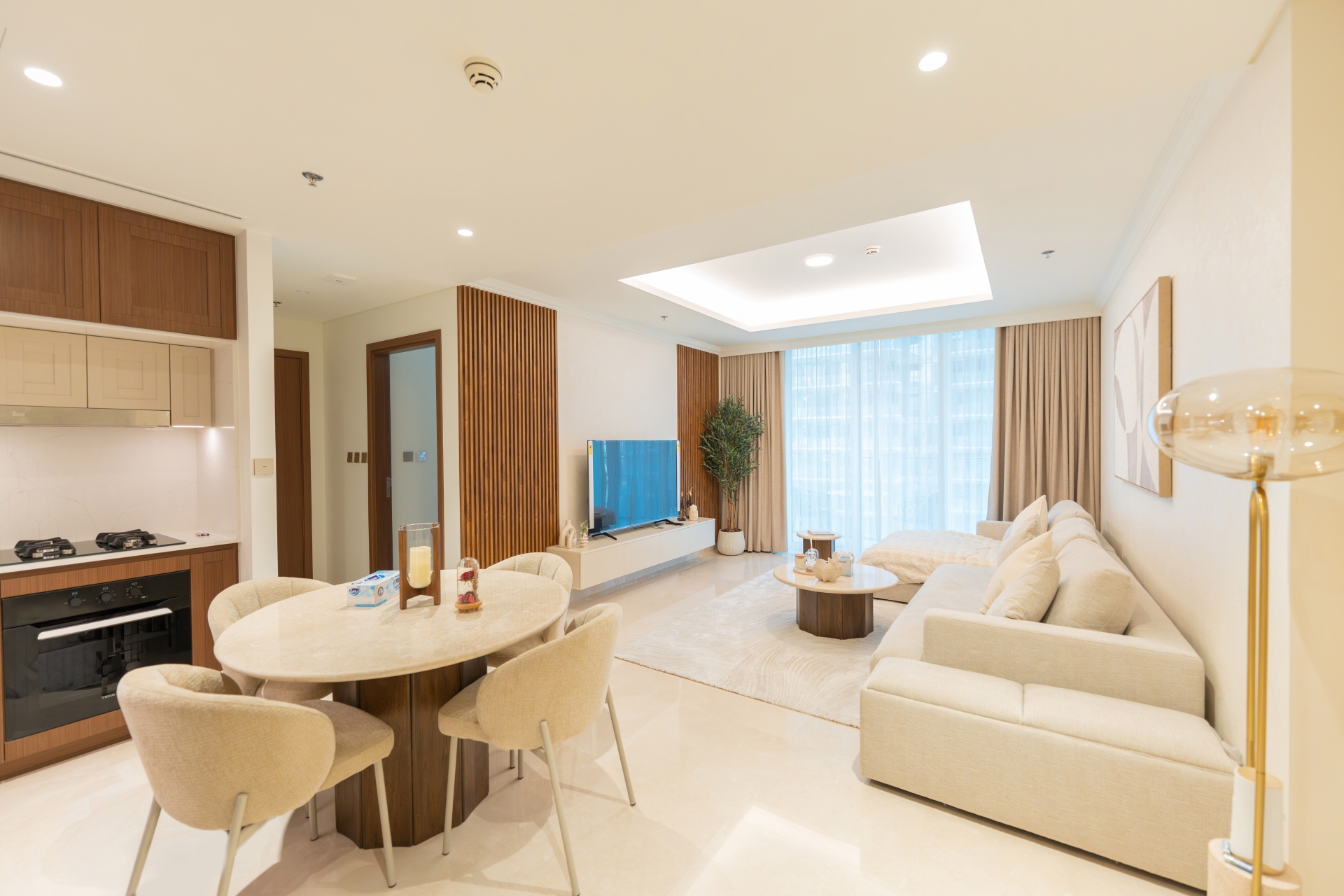1‑Bed Apartment in Emaar Beachfront, Dubai Harbour | Hive Homes Dubai