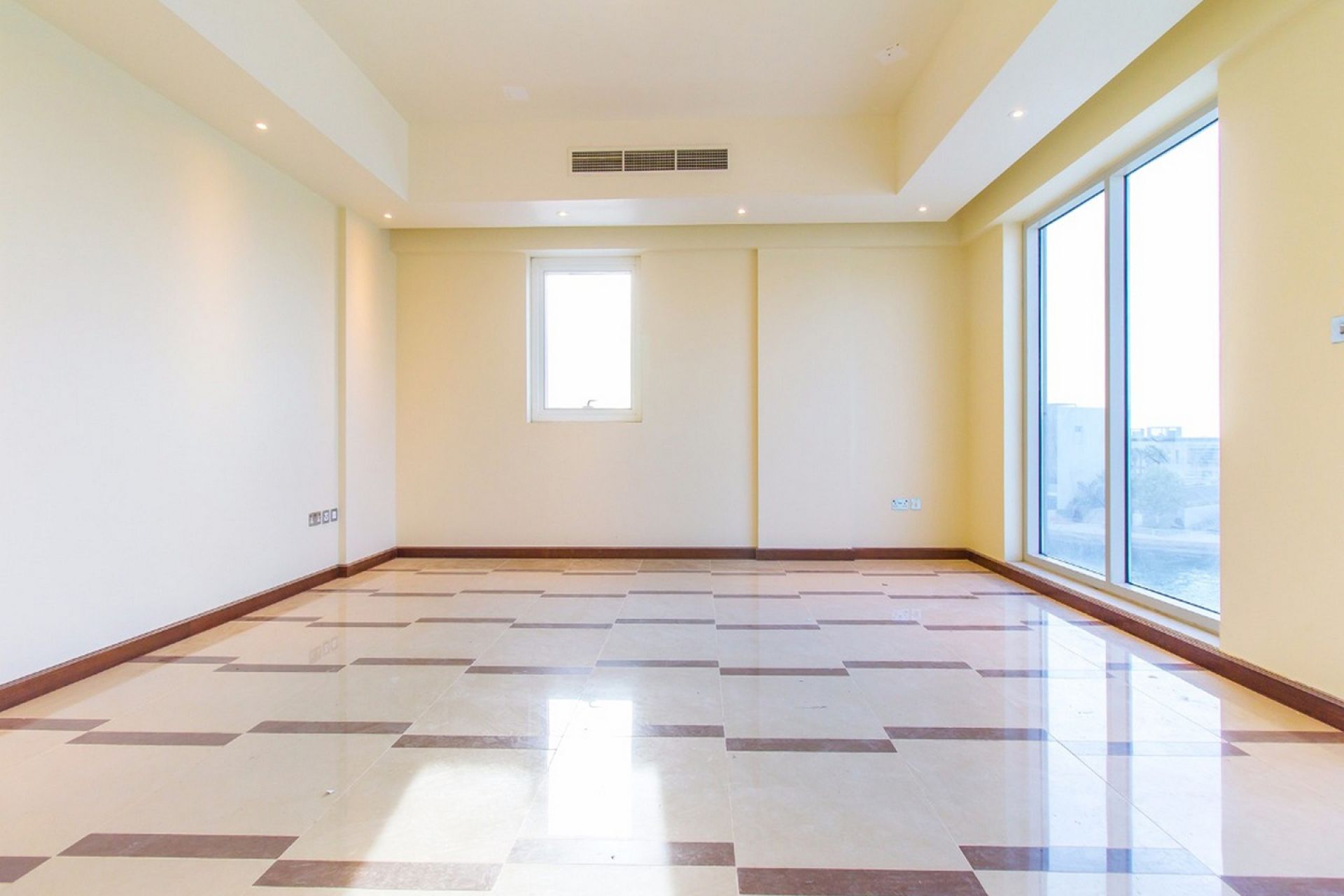 High Flr. 2BR | Sea View | Vacant | 2 Payments