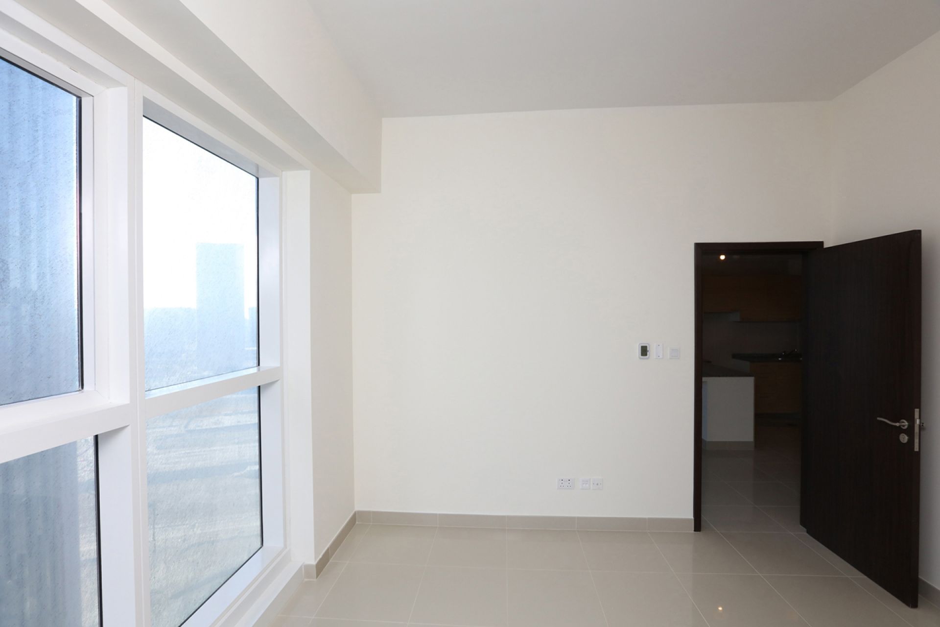 Ready to Move-in | Prime Location 1BR w/Laundy rm.
