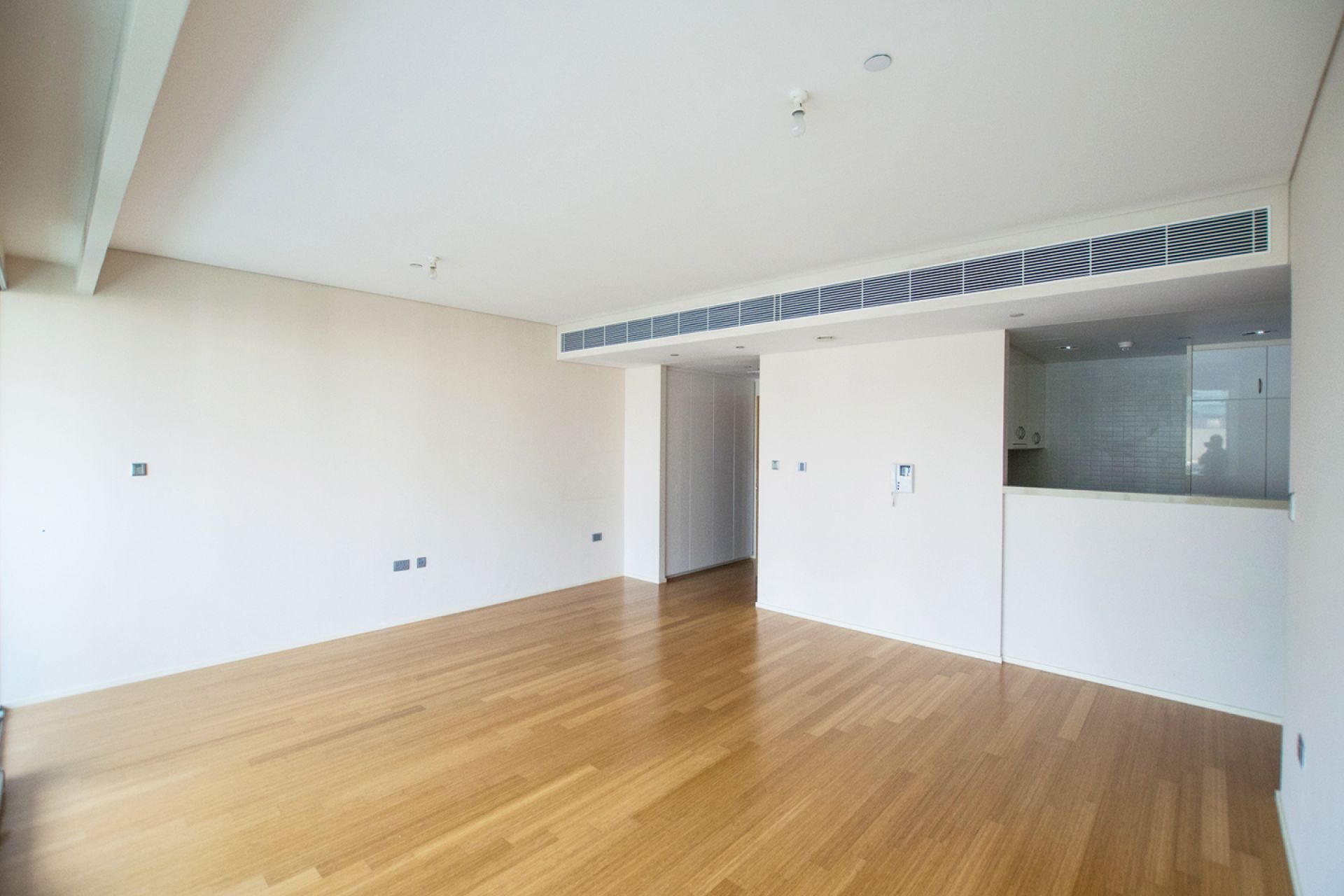 Ready to Move-in | 2BR Apartment w/Canal View