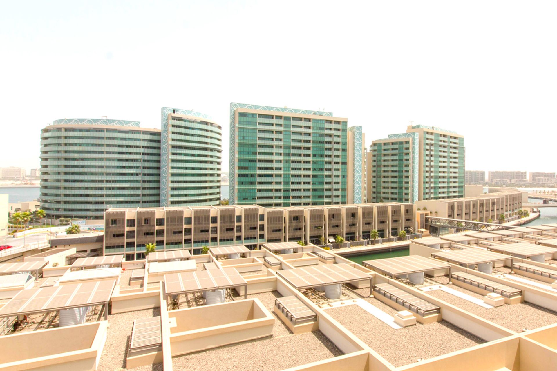Ready to Move-in | 2BR Apartment w/Canal View