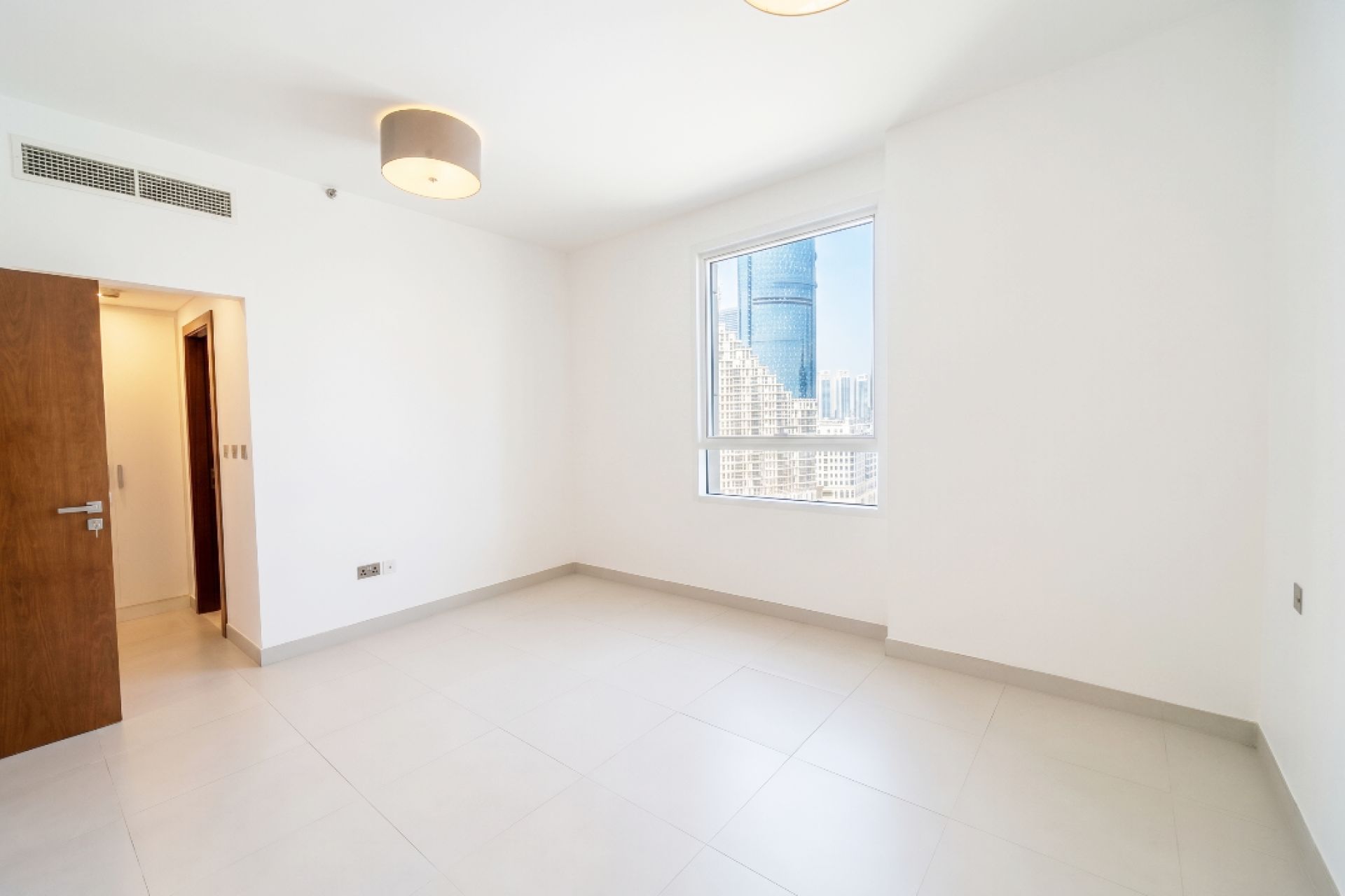 Spacious 2BR+M Balcony | Premium Amenities