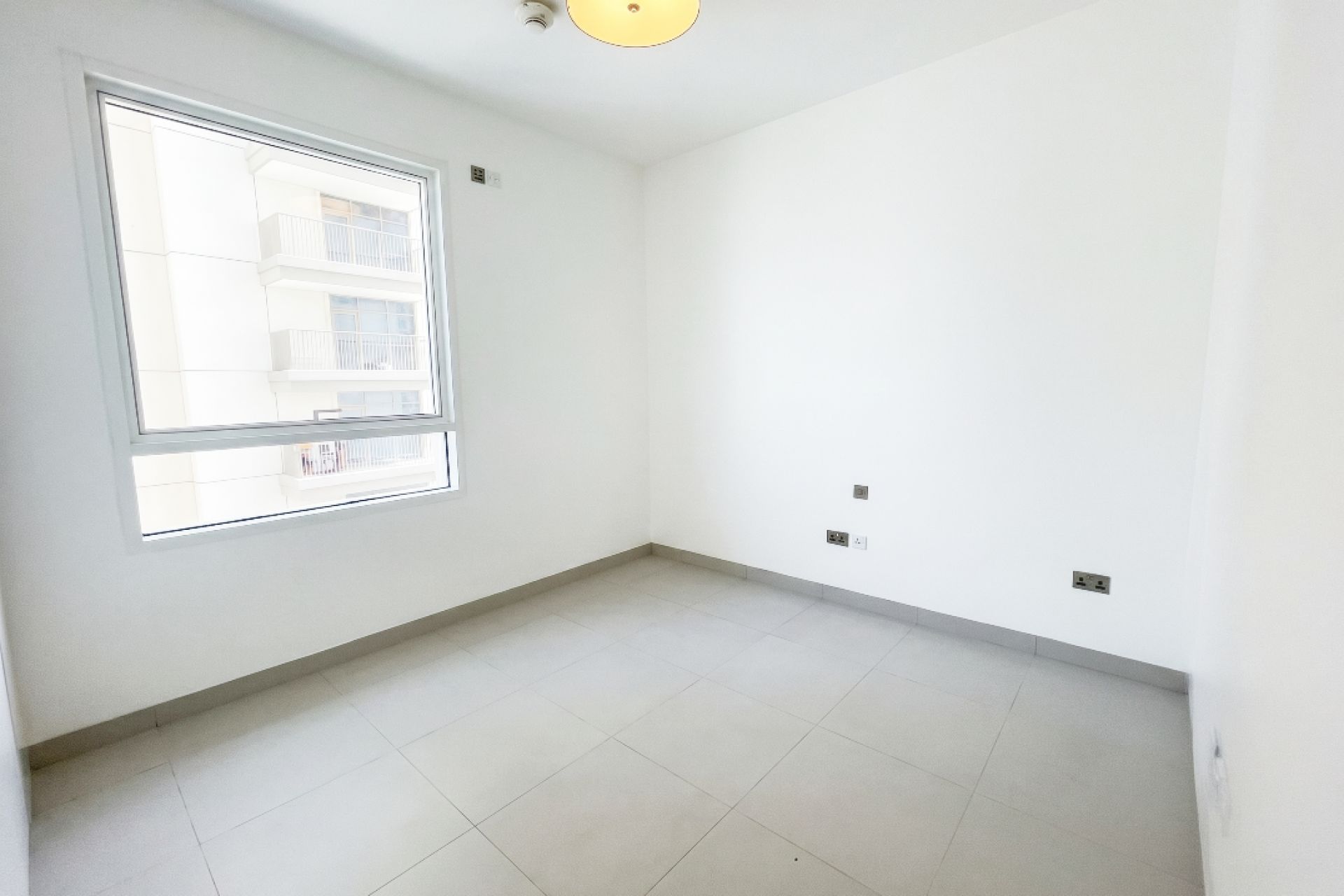 Spacious 2BR+M Balcony | Premium Amenities