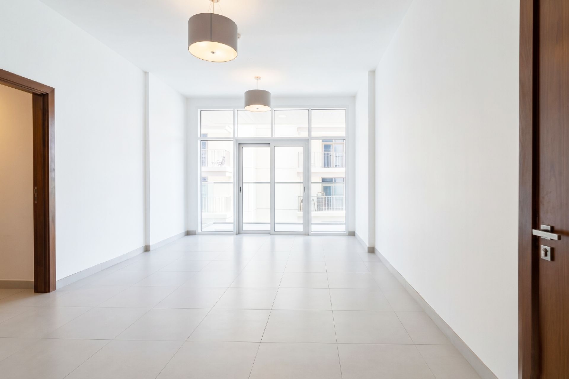 Spacious 2BR+M Balcony | Premium Amenities