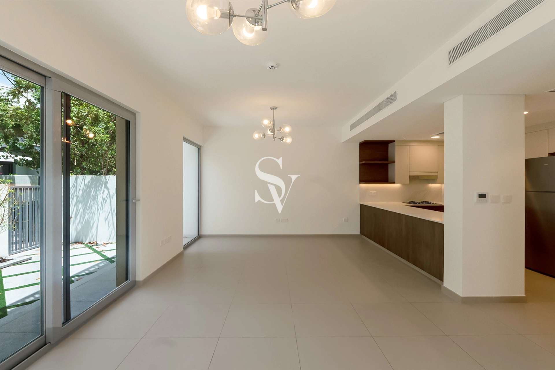 Near to Pool and Park | Vacant | Genuine Resale