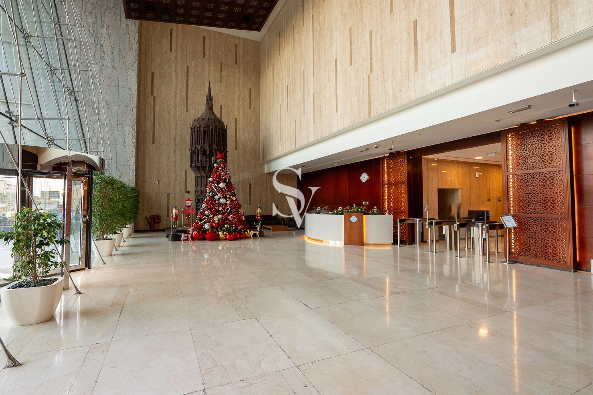 Spacious Layout | Golf Marina View | Vacant Unit