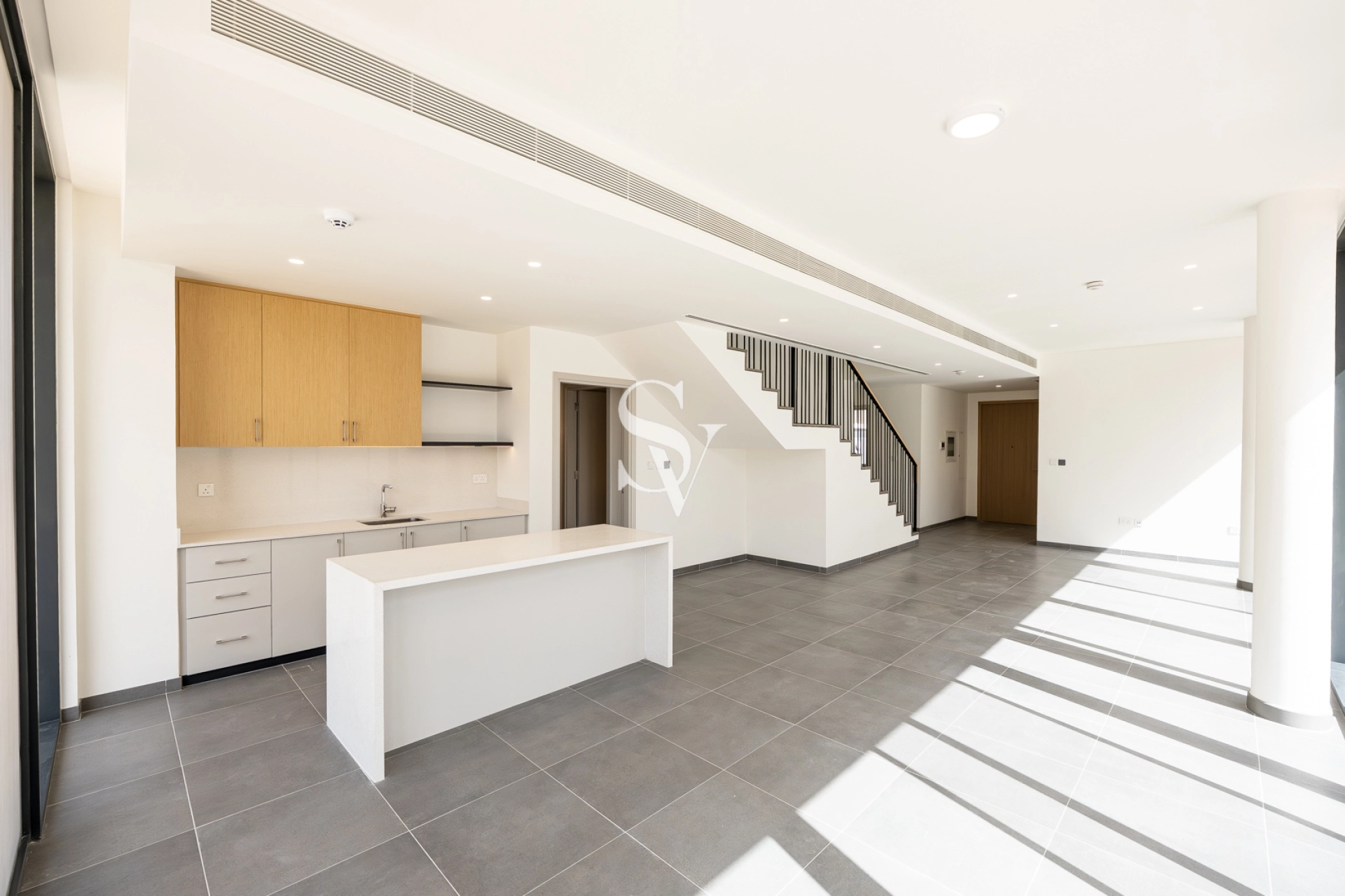 Vastu | Big Plot | Near Amenities | Vacant