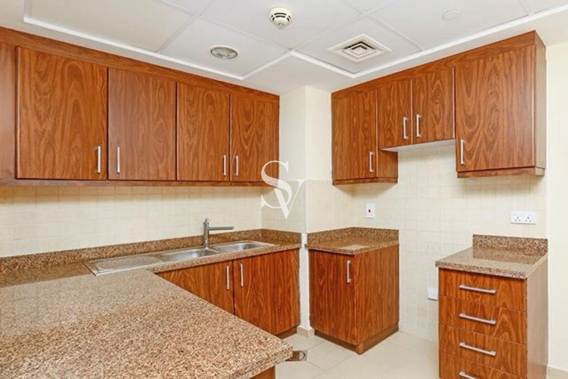 Vacant I High Floor I Sea View I Near To Metro