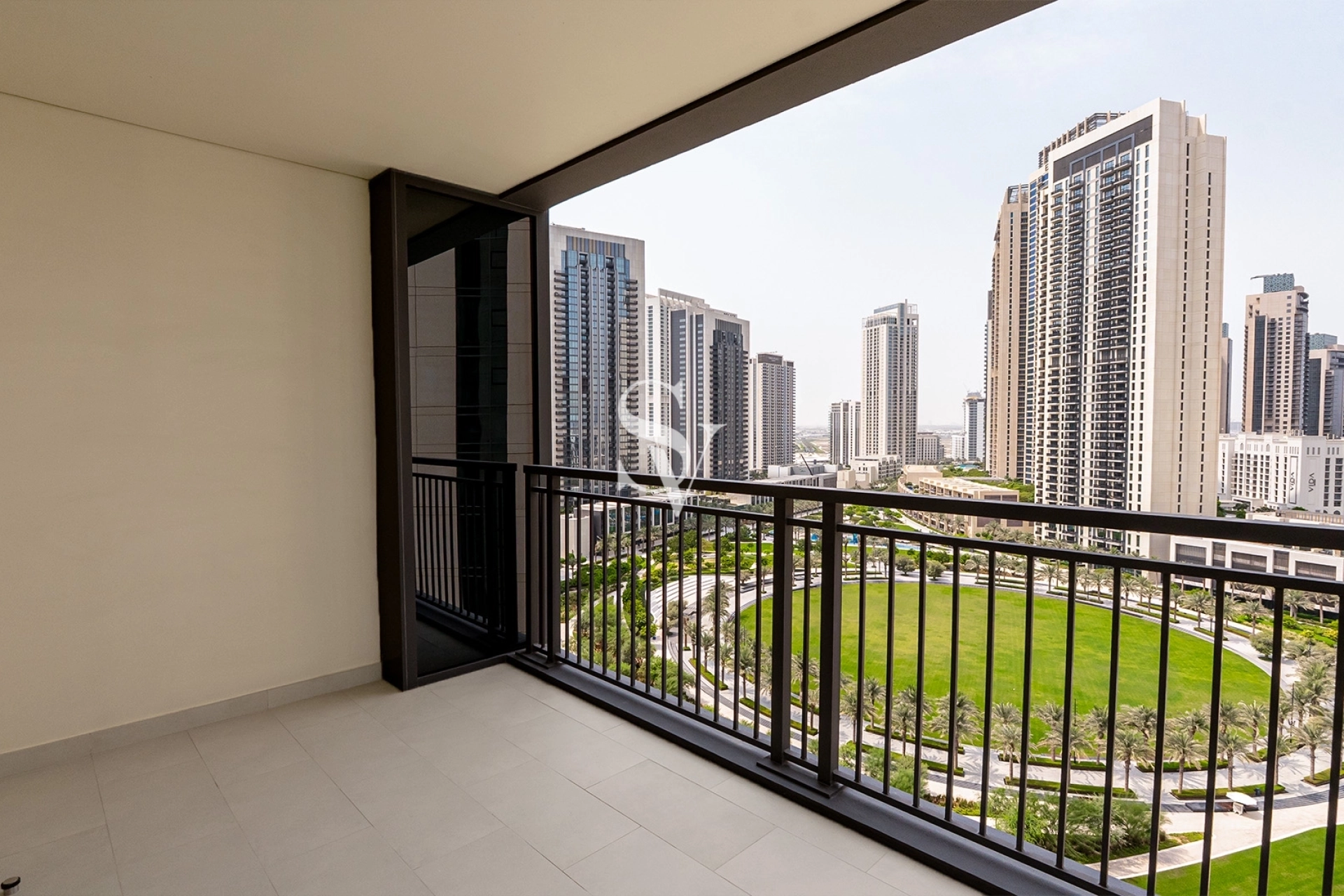 Park View | Mid Floor | VOT | Corner Layout