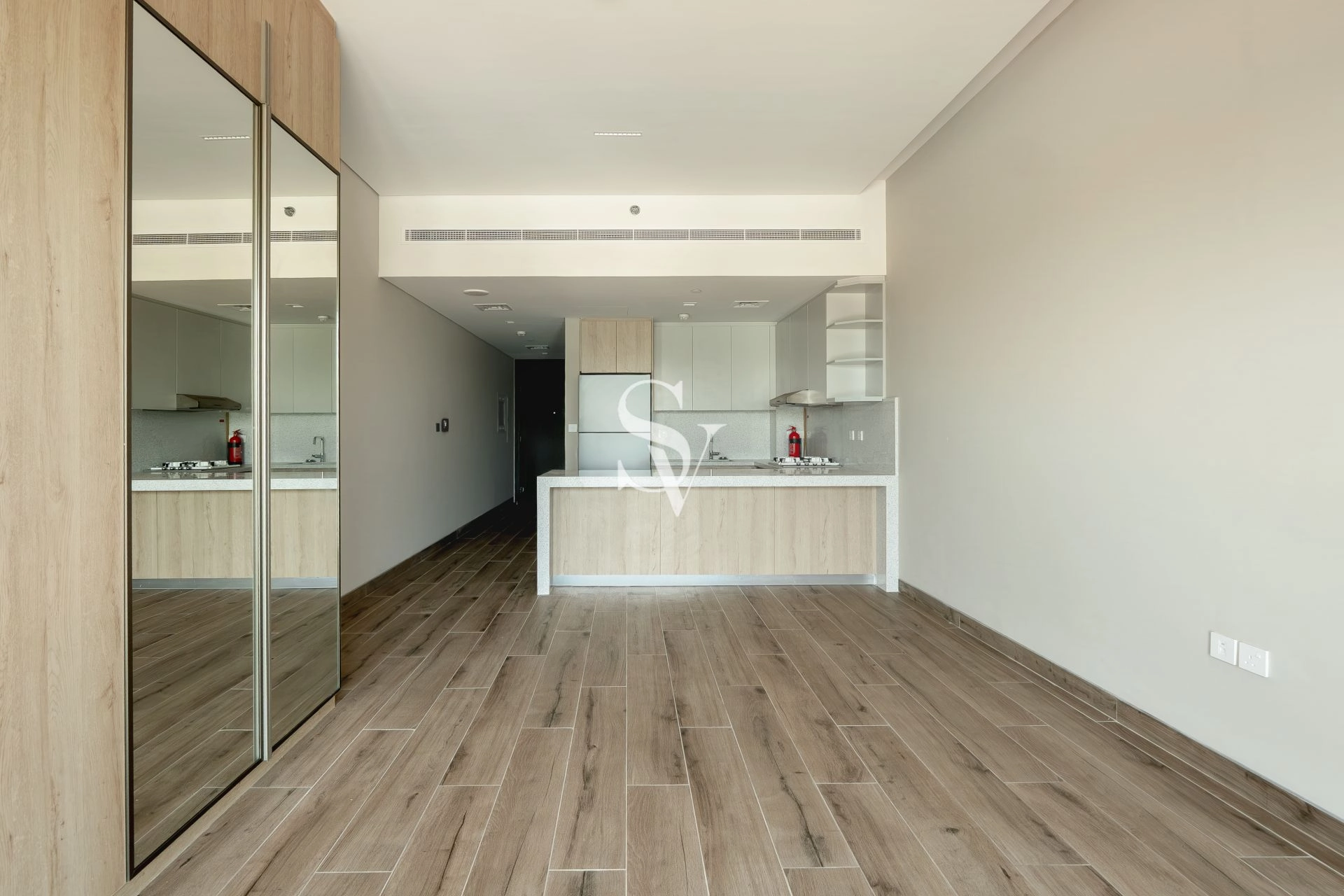 Vacant | Brand New | White Goods | Smart Home