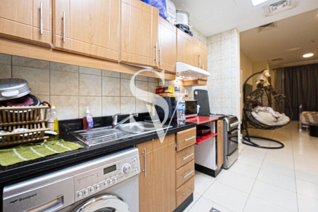 Large Layout | Vacant in August | Close to Entry