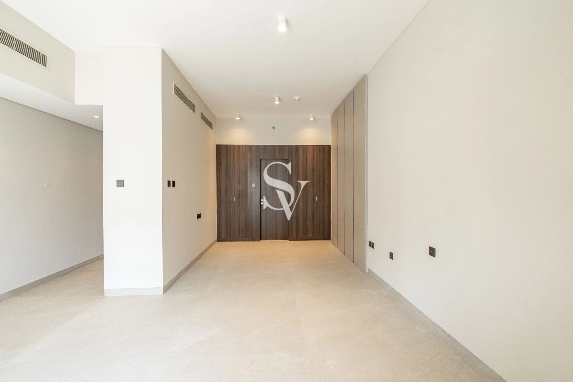 Private View | Fully Fitted | Studio Convert