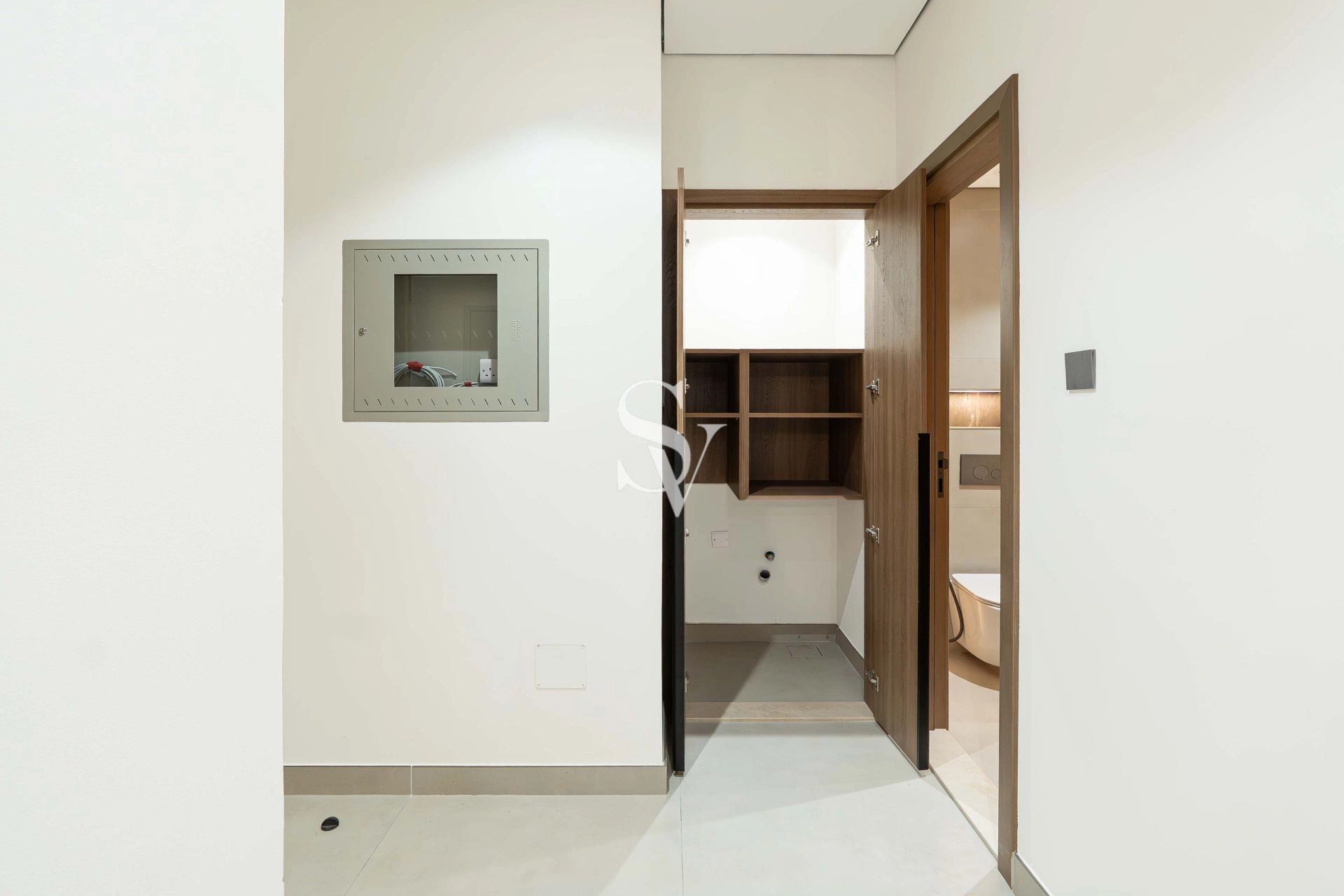 Furnished interiors |20/80 Payment Plan| Spacious