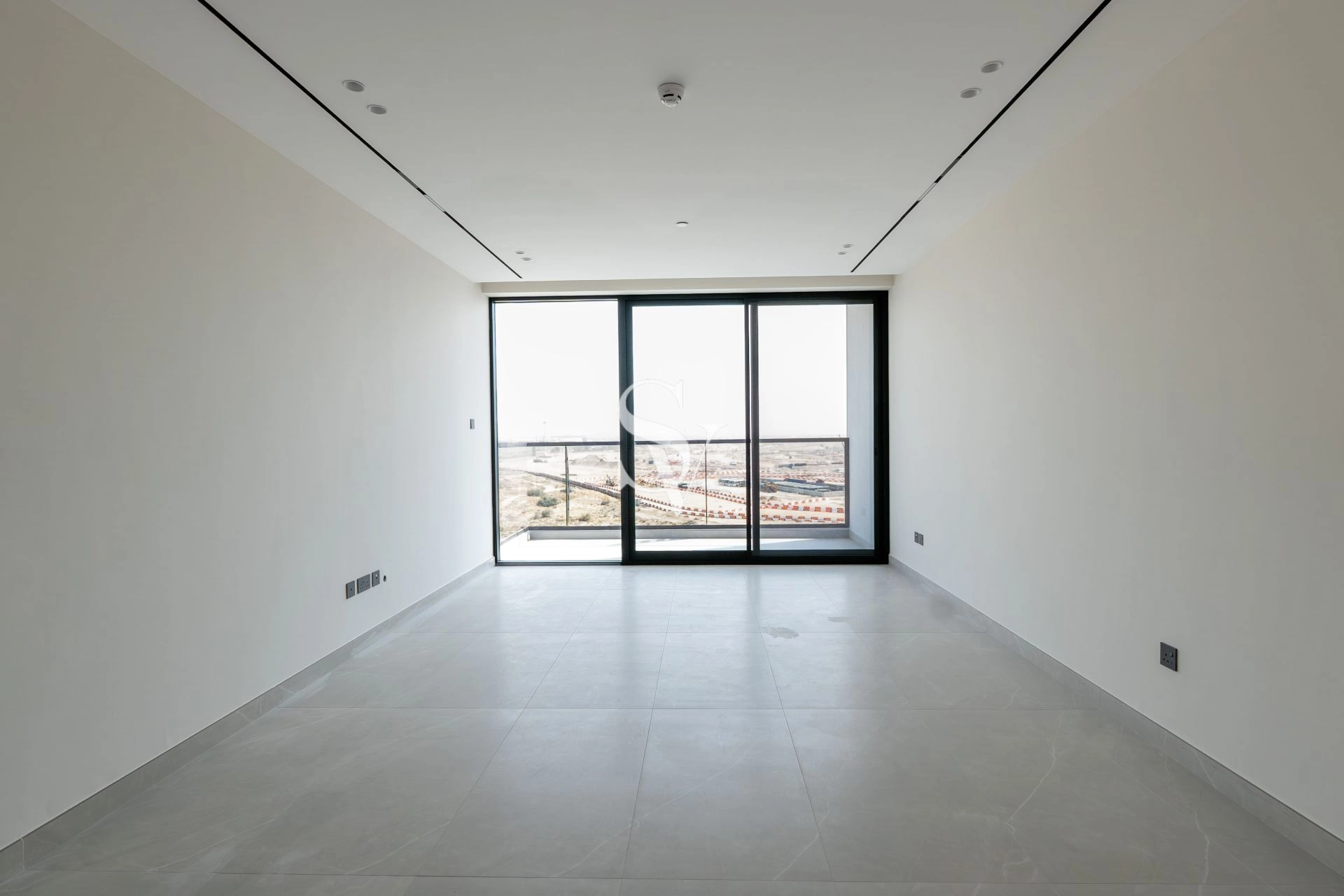 Biggest Unit | Pool View | Brand New |Chiller Free