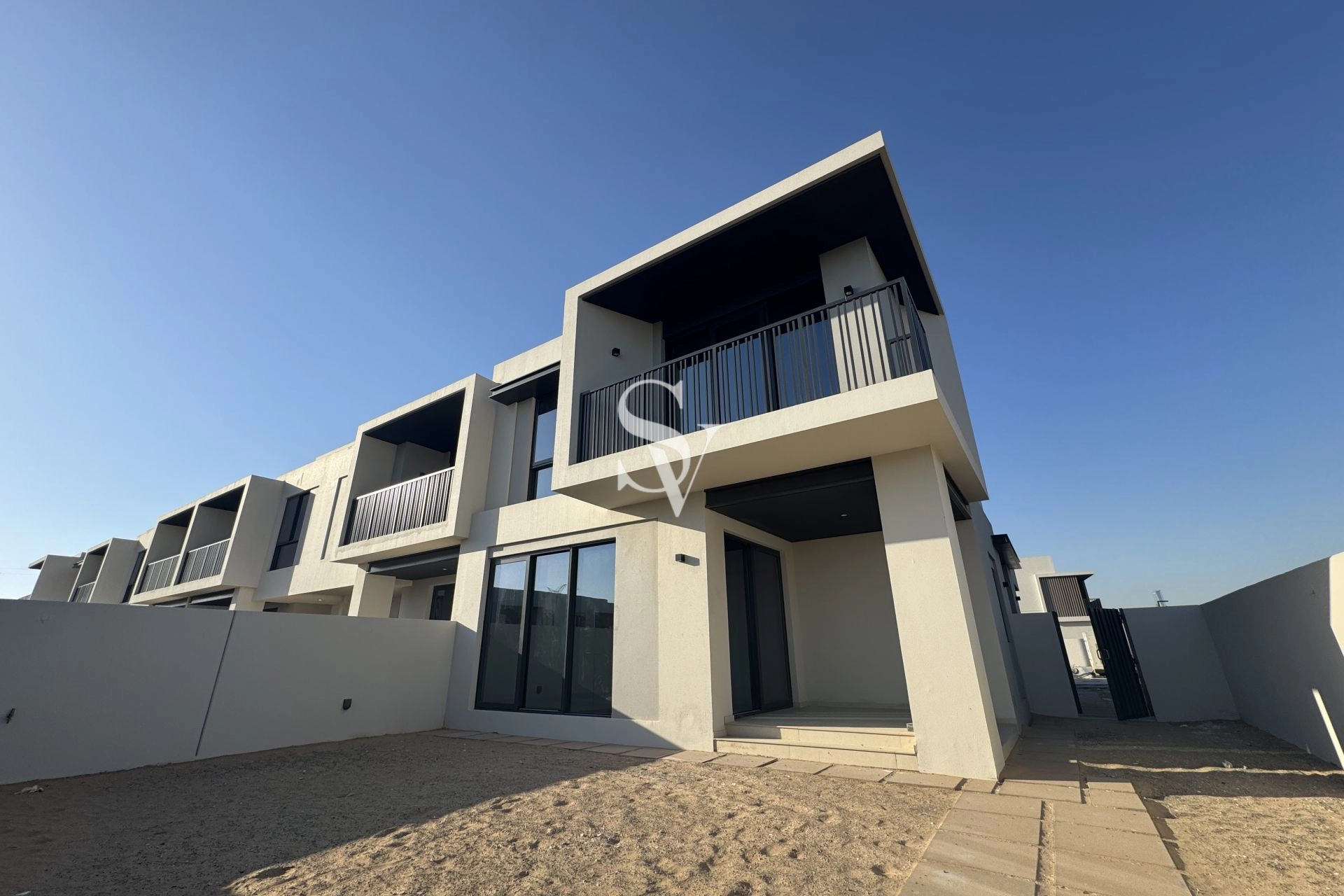 Single Row | Close to Amenities | Handover in June