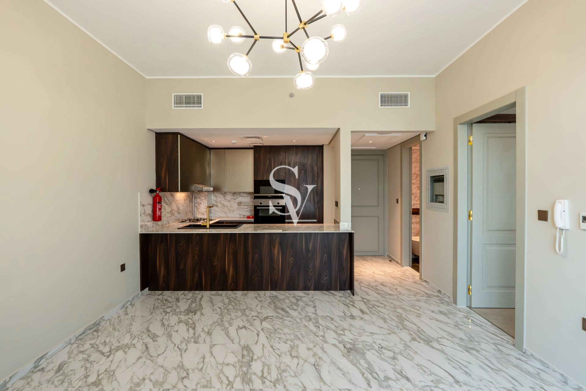 Large Balcony | Luxury 1BR | Metro & School View