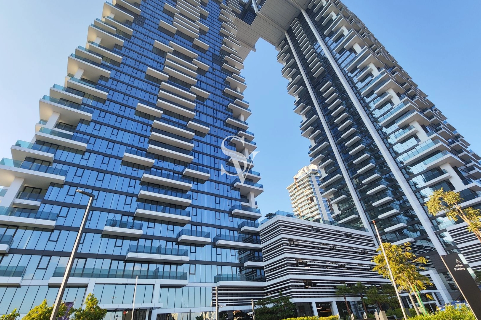 Best Layout| 1 BR |Close to Metro |Prime Location