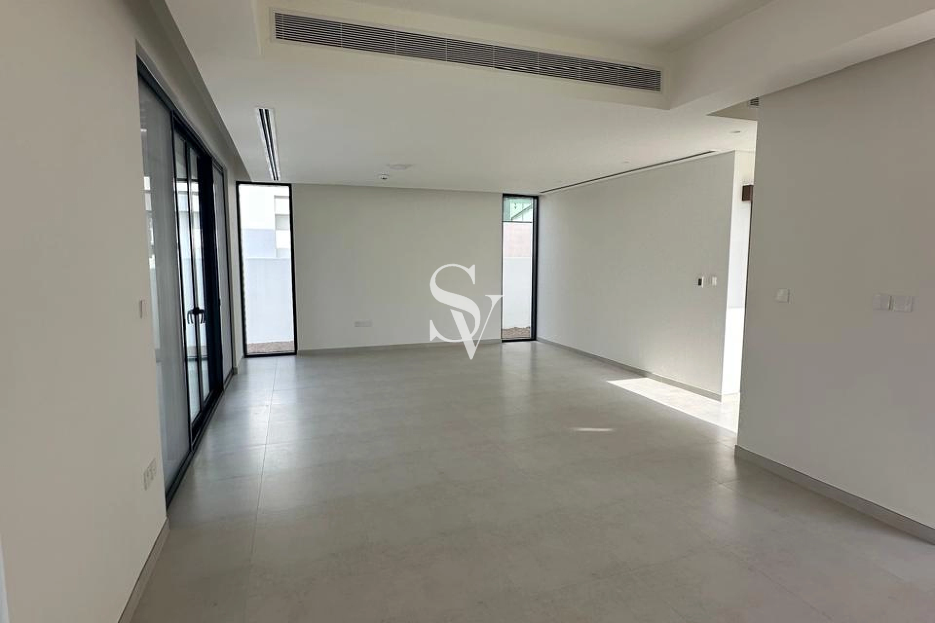 Brand New | Single Row | Vacant Ready to Move In