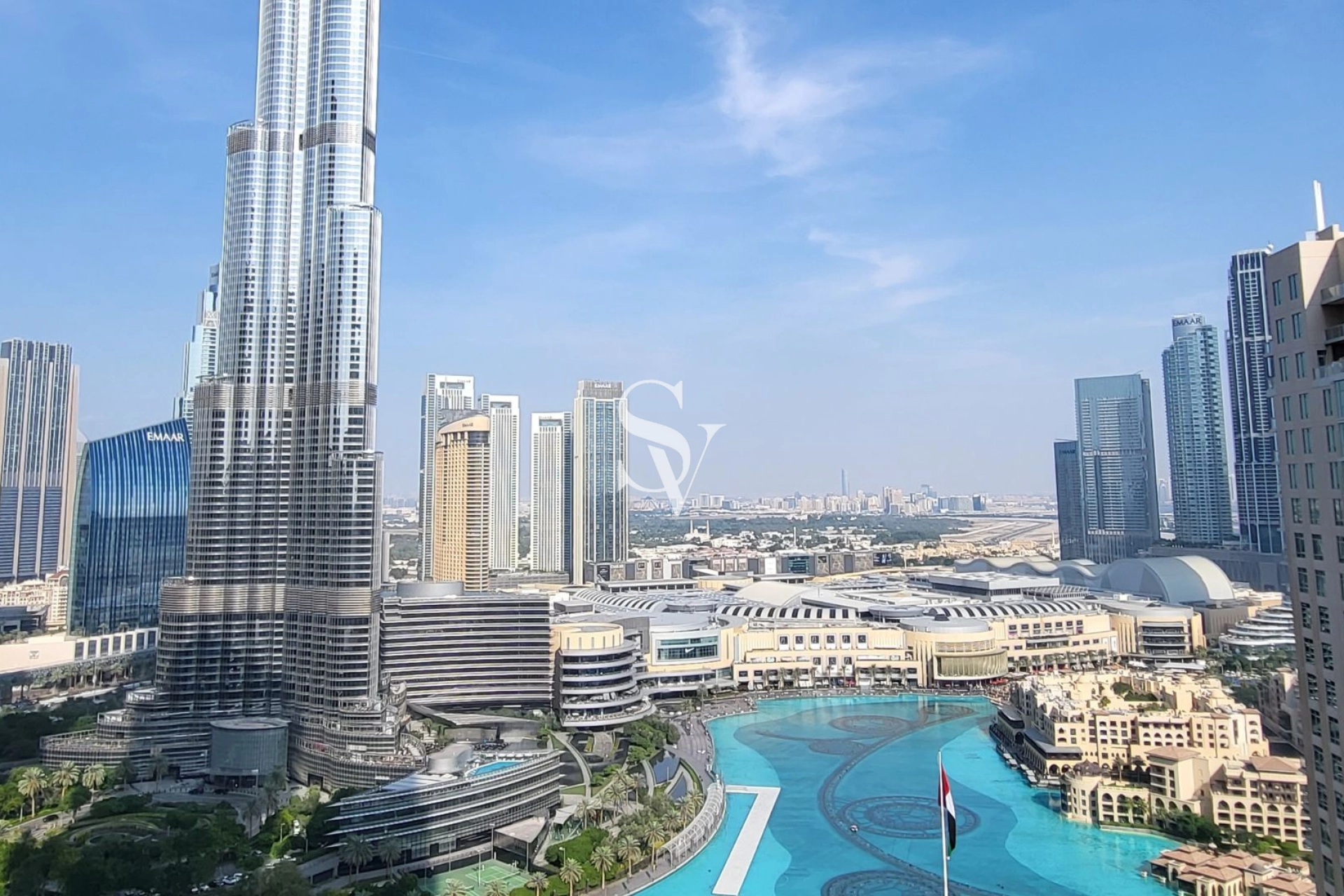 Full Fountain View  |  High Floor  |  Exclusive