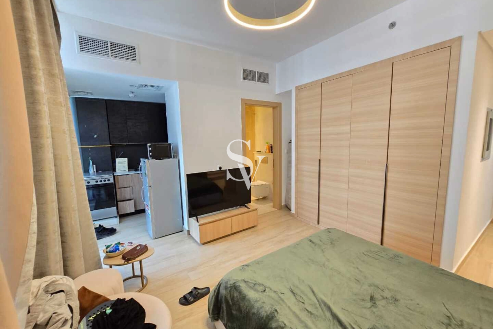 Multiple Cheqqs| Furnished| Near Mall | High Floor